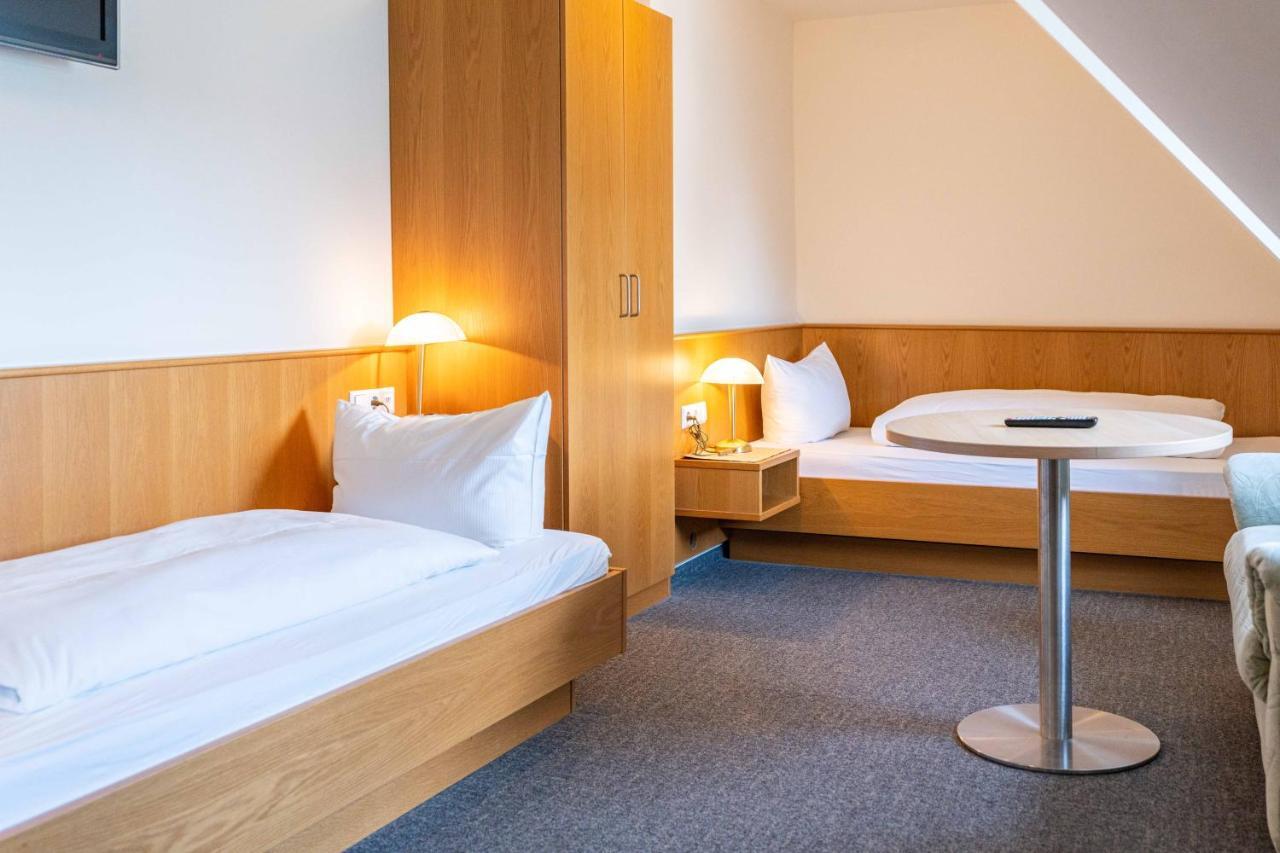 Hotel Am Roemerplatz Ulm Kültér fotó
