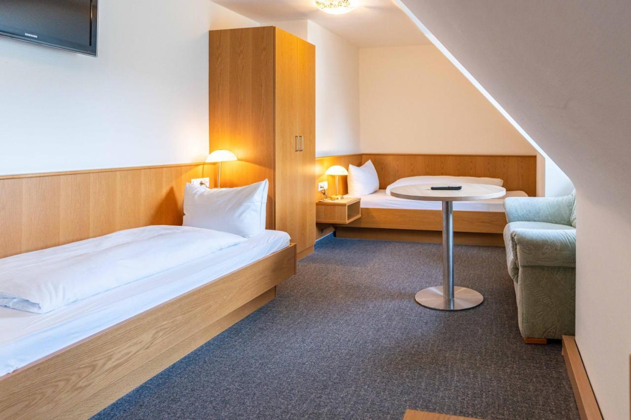 Hotel Am Roemerplatz Ulm Kültér fotó