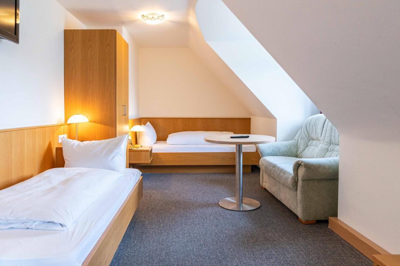 Hotel Am Roemerplatz Ulm Kültér fotó
