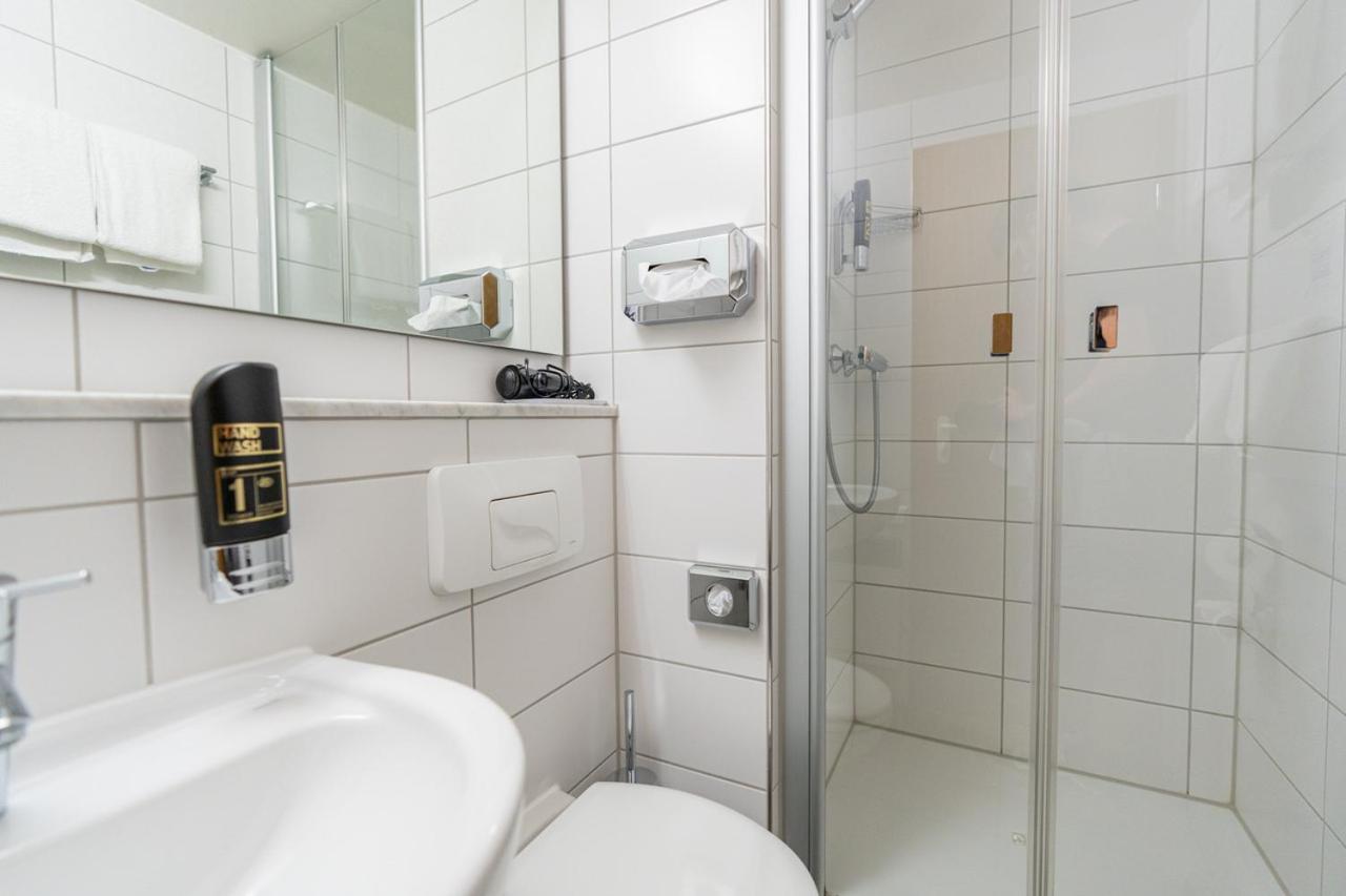 Hotel Am Roemerplatz Ulm Kültér fotó