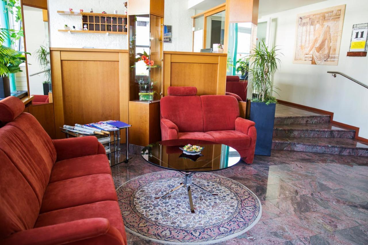 Hotel Am Roemerplatz Ulm Kültér fotó